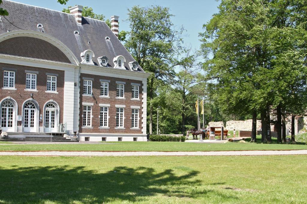 Hotel Kasteel Pietersheim Maastricht - Lanaken Esterno foto